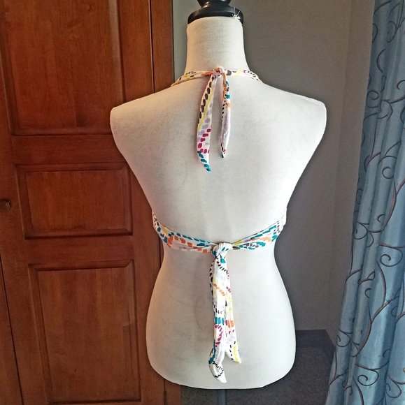 Victoria's Secret halter bikini top - Picture 3 of 9